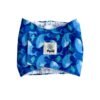 Pañal reutilizable para perro macho modelo Ballena Azul con diseño marino y etiqueta Pipos Pet Box visible